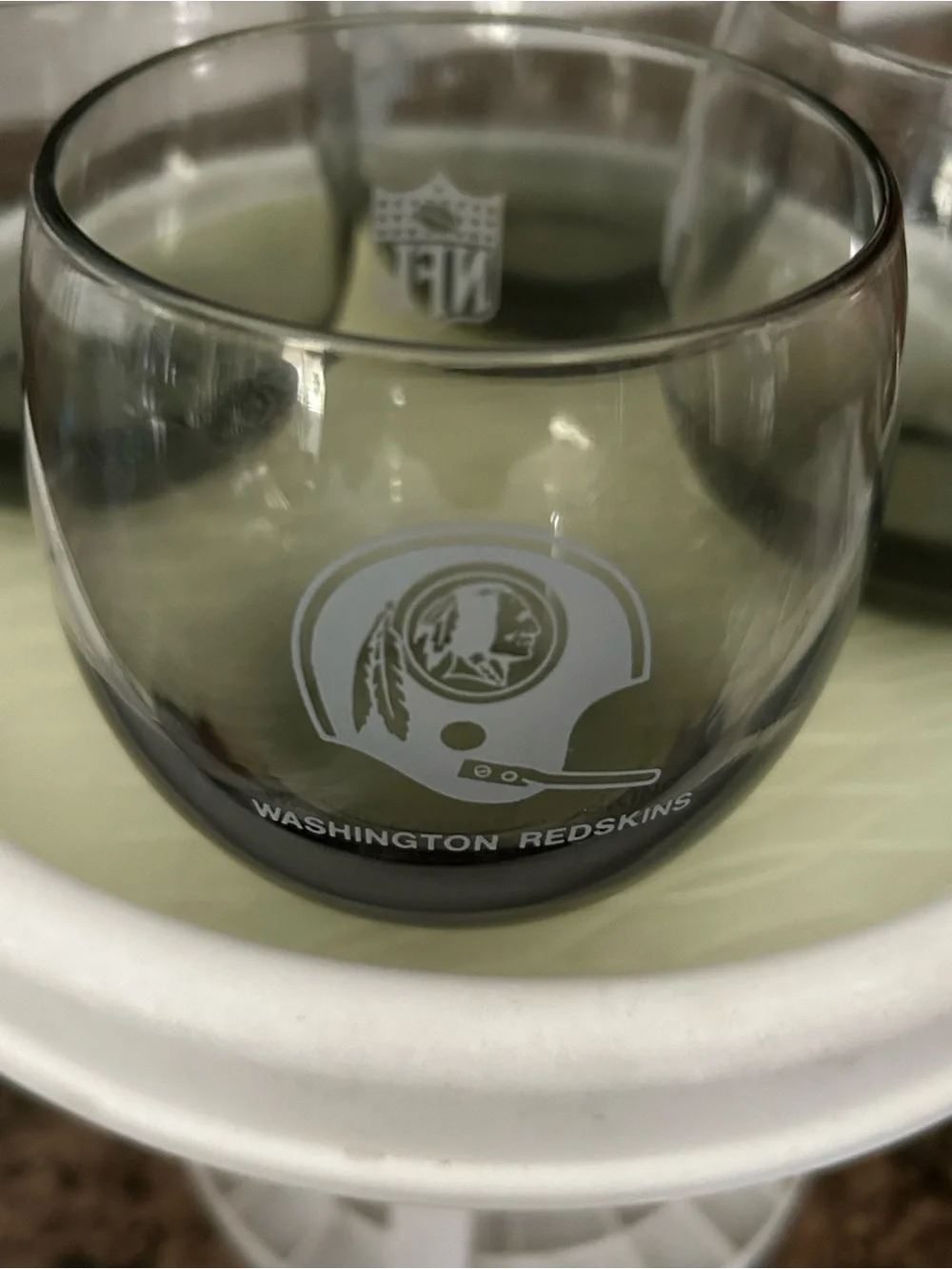 Vtg 1970s NFL Washington Redskins Smoked Glass Roly Poly Whiskey Glasses Set (4)